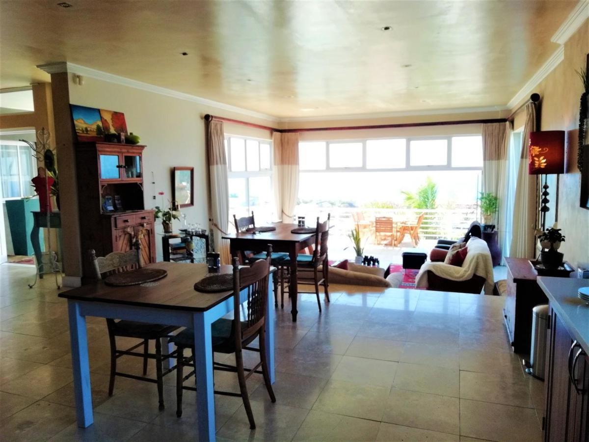 4 On Montagu Accommodation Μόσελ Μπέι Εξωτερικό φωτογραφία